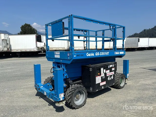 2020 Genie GS3369 RT 4x4 Dual Fuel Scissor Lift