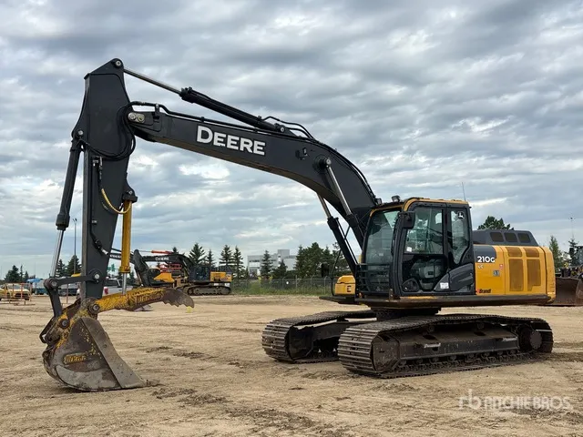 2018 John Deere 210G LC Tracked Excavator
