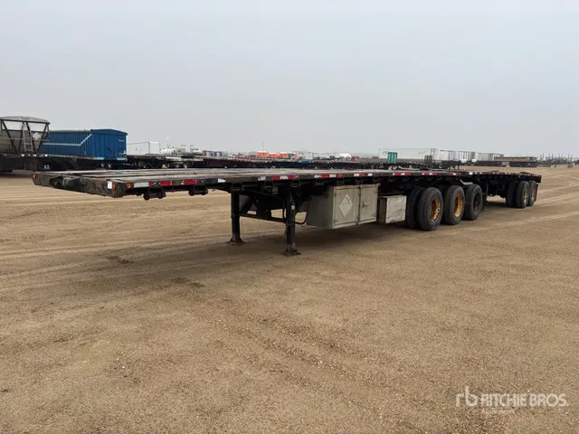 2013 Manac 32 ft Super B-Train Lead Flatbed Trailer
