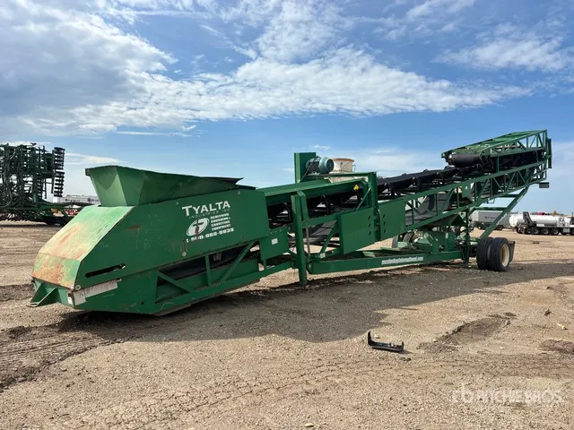 2016 McCloskey ST80E 36 in x 80 ft Portable Stacking Conveyor