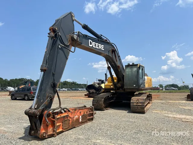 2013 John Deere 350G LC Tracked Excavator