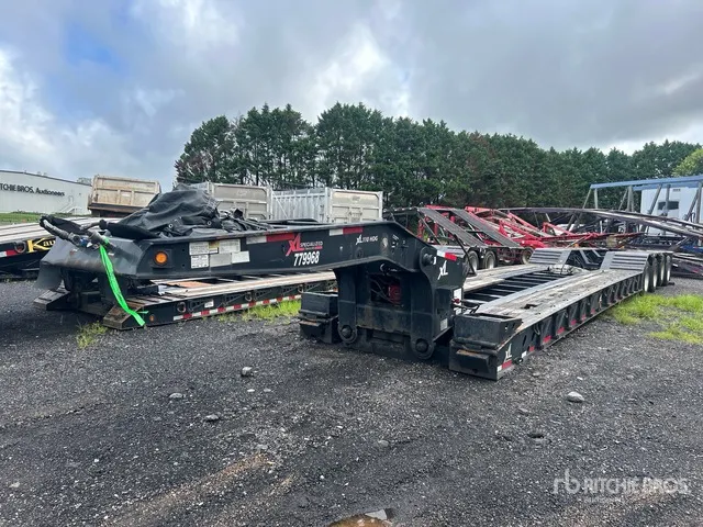 2022 XL Specialized 110 HDG Tri/A Lowboy Trailer
