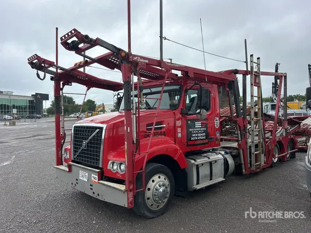 2016 Volvo VAH 6x4 Car Carrier Truck