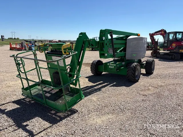 2017 Genie Z-45/25J 4WD Dual Fuel Articulating Boom Lift