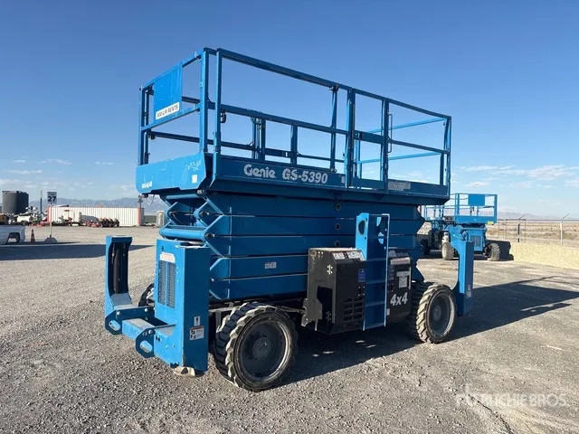 2017 Genie GS-5390 RT 4x4 Dual Fuel Scissor Lift