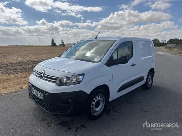 2022 Citroen Berlingo Vehicule Utilitaire Cargo Van