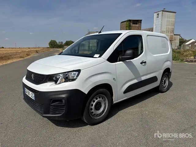2021 Peugeot Partner Vehicule Utilitaire Cargo Van