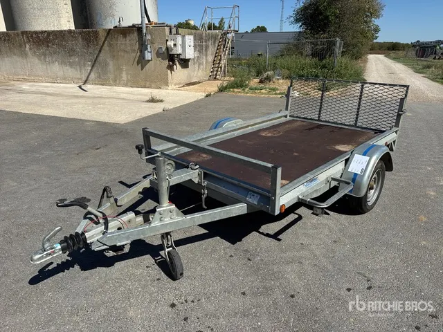 2024 Magnum E750 500 kg Remorque Plateau Basculante 1 Essieu S/A Equipment Trailer