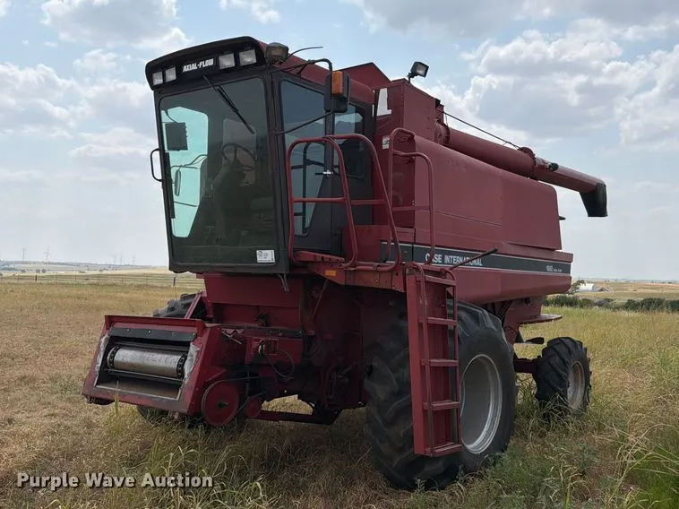 1991 Case International 1680 222B Axial-Flow combine
