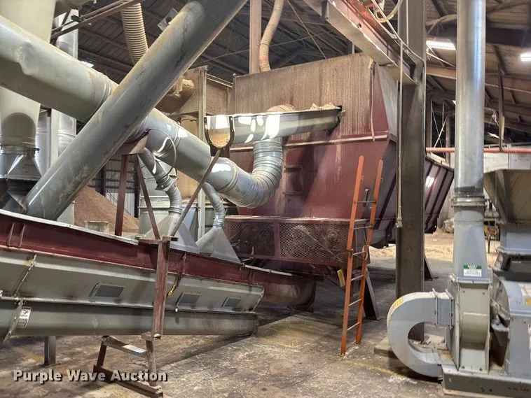 Material hopper