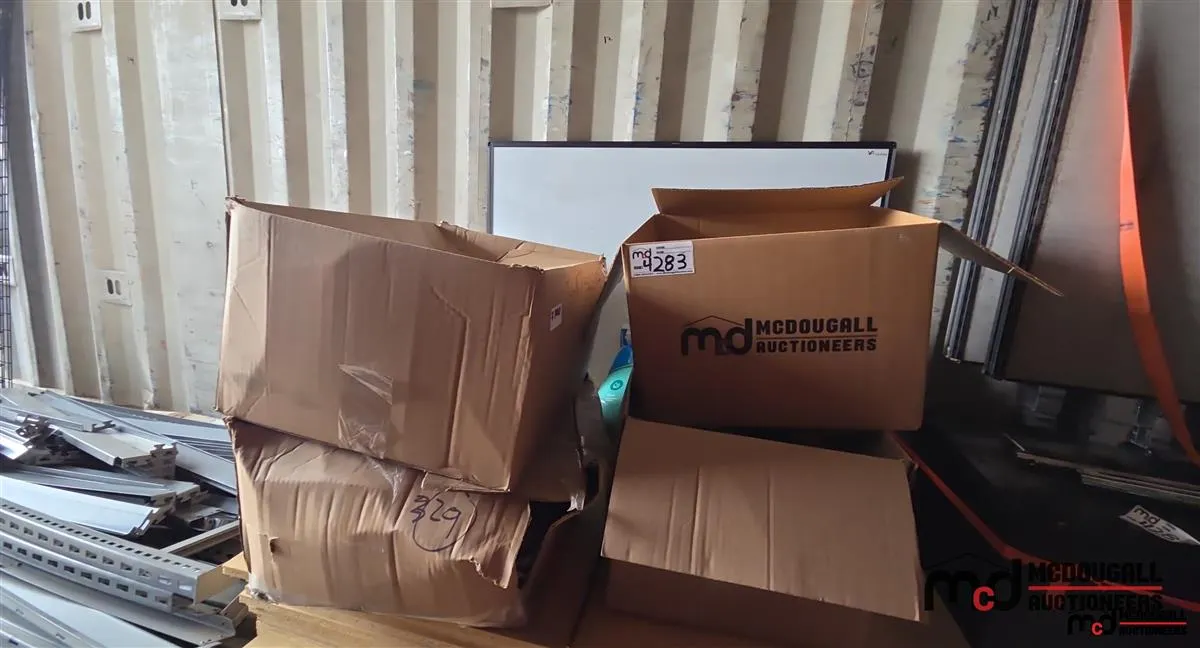 Assorted Clothing, Footwear & Household Goods Bundle
UNRESERVED