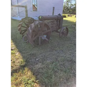 Around 1919 Fordson Tractor On Steel Wheels- Some Parts Missing-As Is