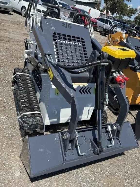 2026 ZJZ MIN SKID STEER 380
