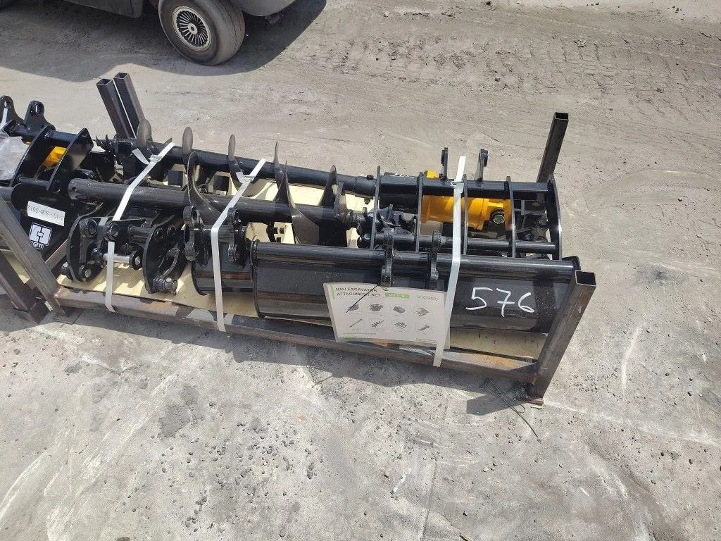 2026 VICSEC QTY (8) Excavator Attacht