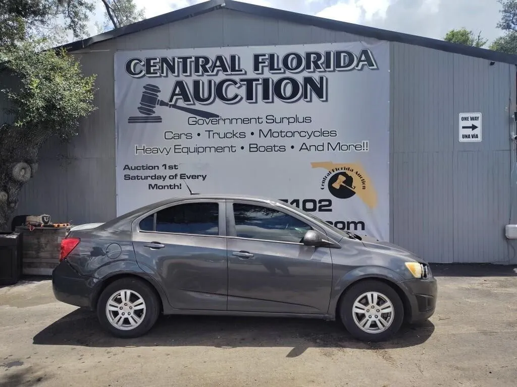 2012 Chevrolet Sonic RUNS/MOVES LS