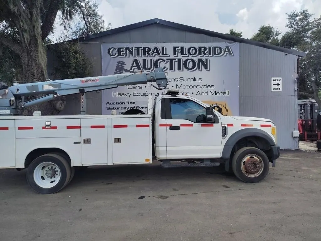 2017 Ford F550 RUNS/MOVES 4WD