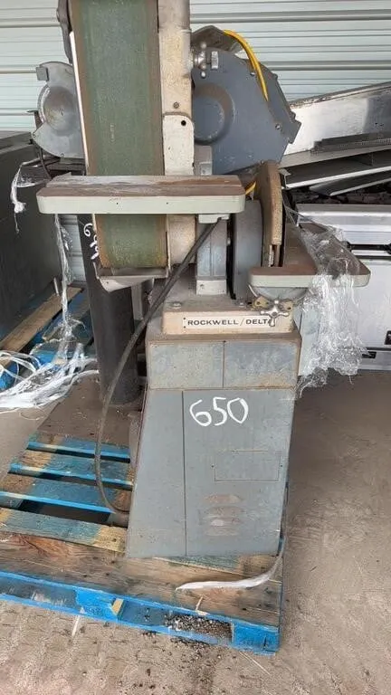 Floor model belt/disc sander