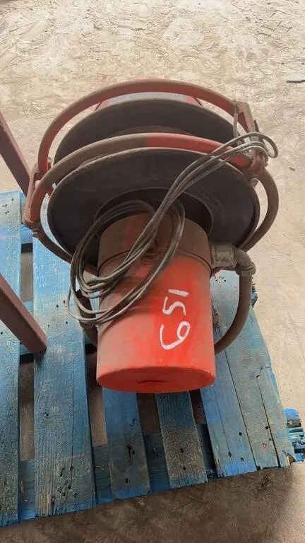 Heavy duty power cord on retractable reel