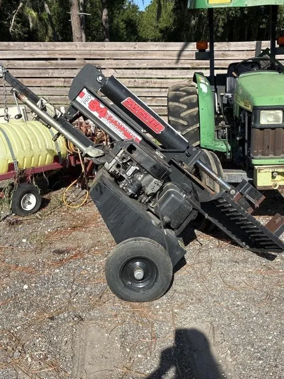 Swisher log splitter