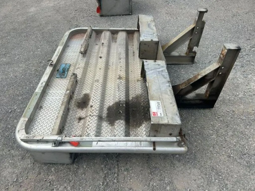 Merritt Cab Rack