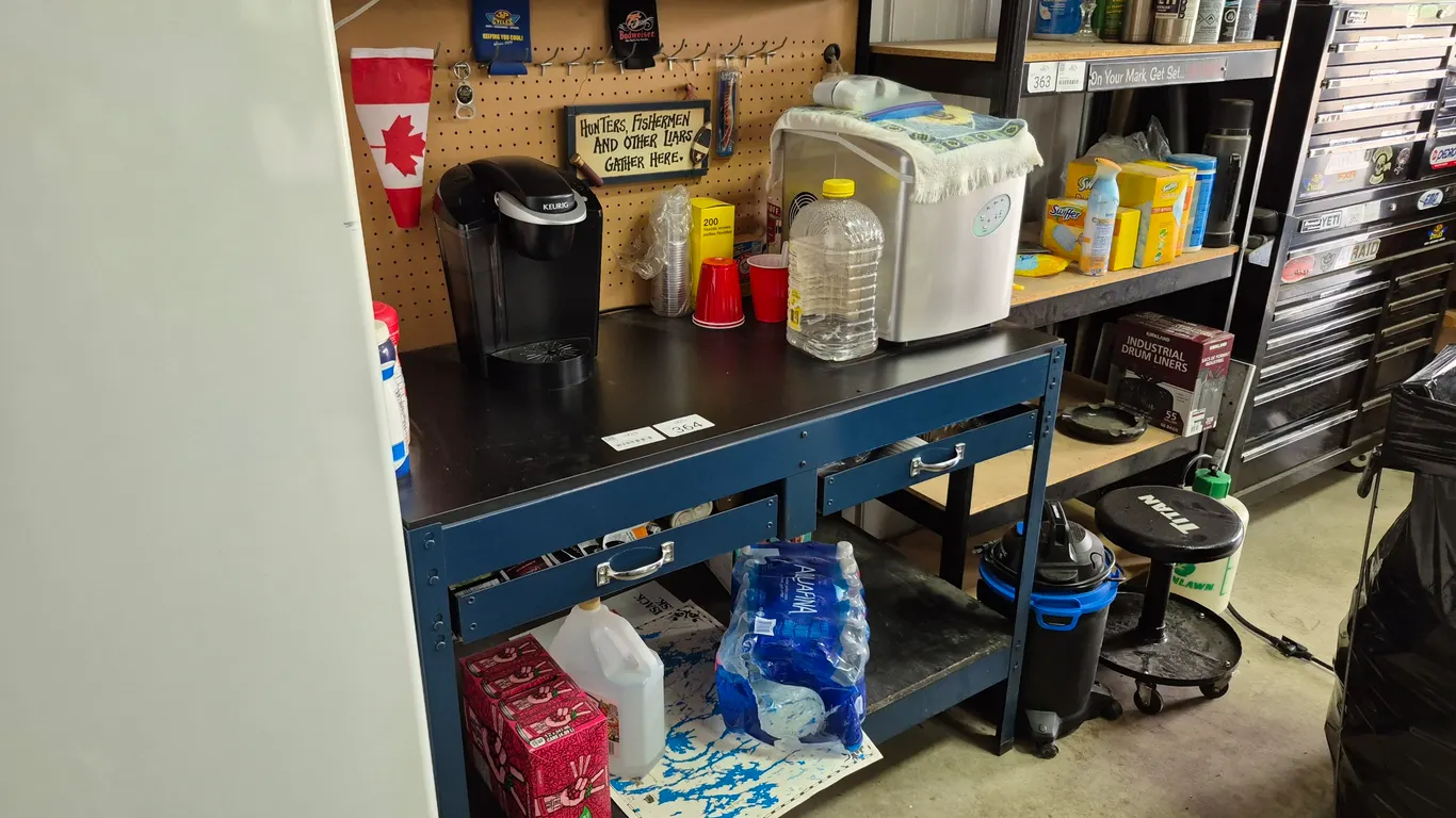 Work Bench - Contents Not Included
