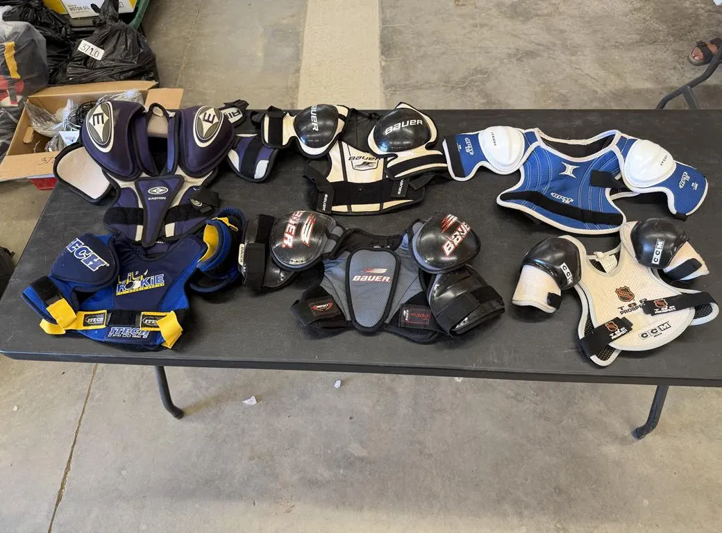 (6) Hockey Shoulder Pads (Assorted Sizes & Brands)