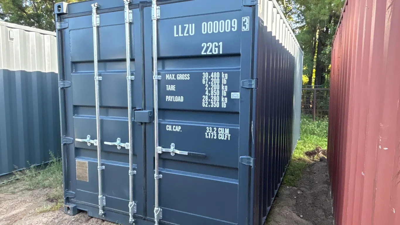 20' CONTAINER SN: LLZU0000093