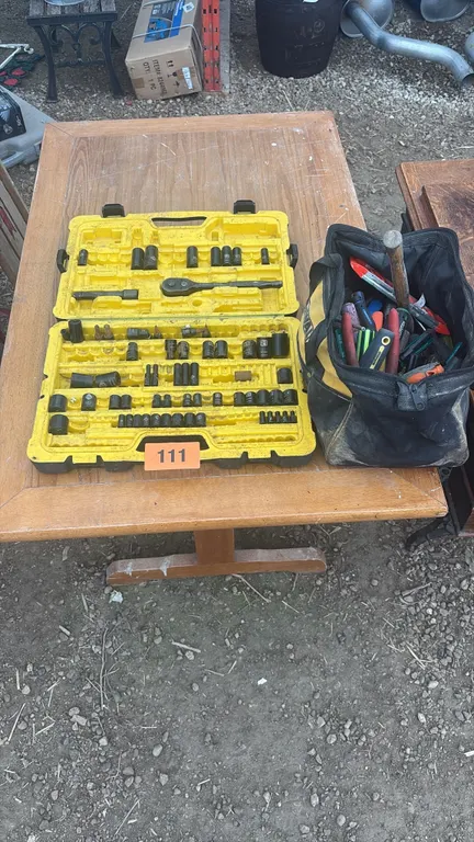Stanley socket set not complete with bag of screwdrivers