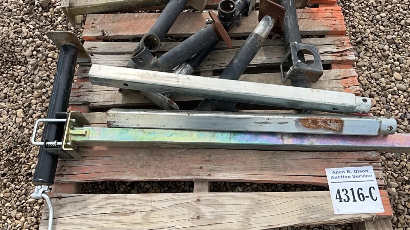 TRAILER JACK LEGS