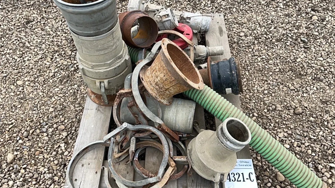 PALLET OF CAMLOCKS & COUPLERS