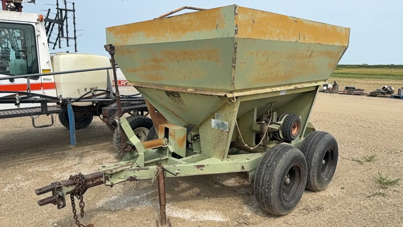 ID 4397 Pull-Type Spreader