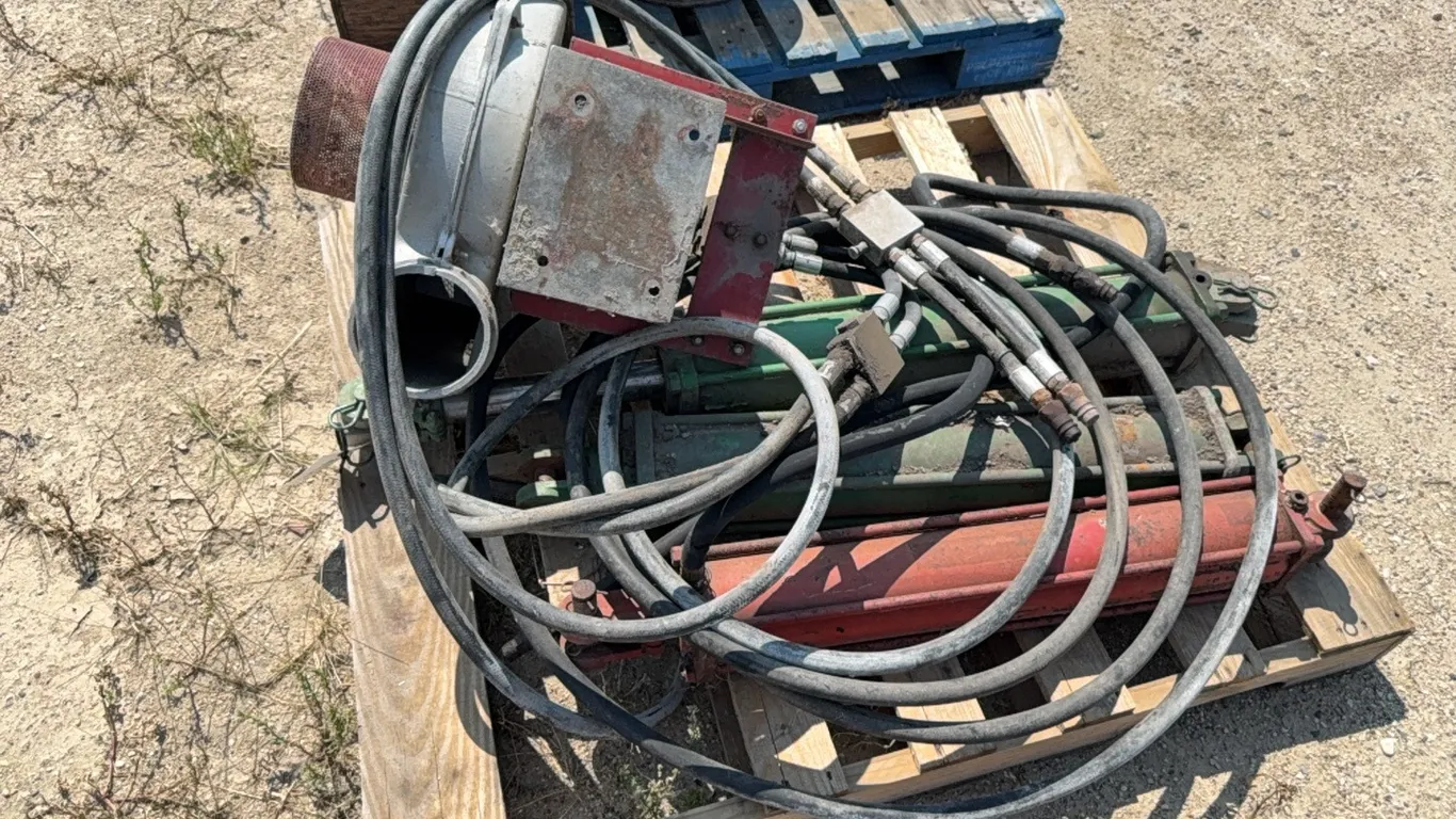 ID 4453 3 Cylinders Hyd Fan