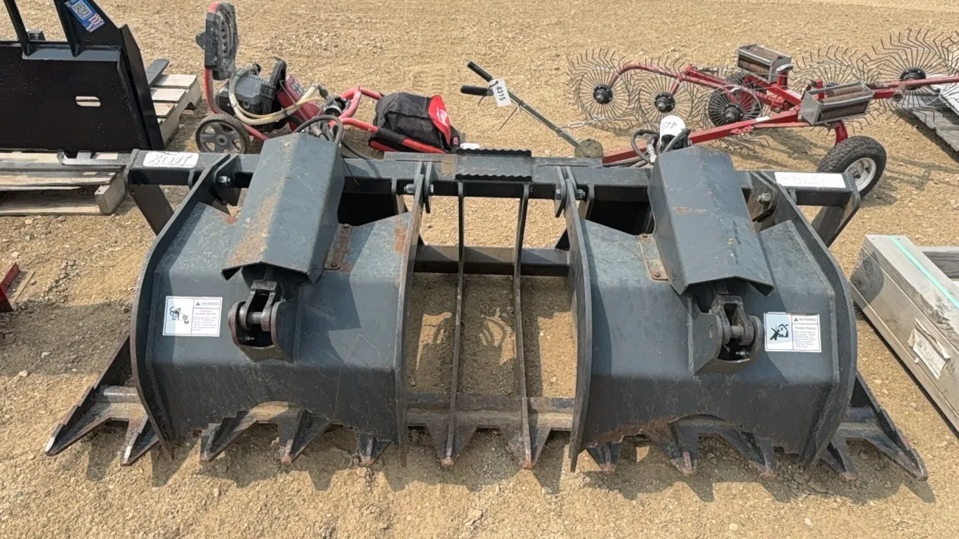 ID 4433 Skid Steer HD Rock Brush Bucket