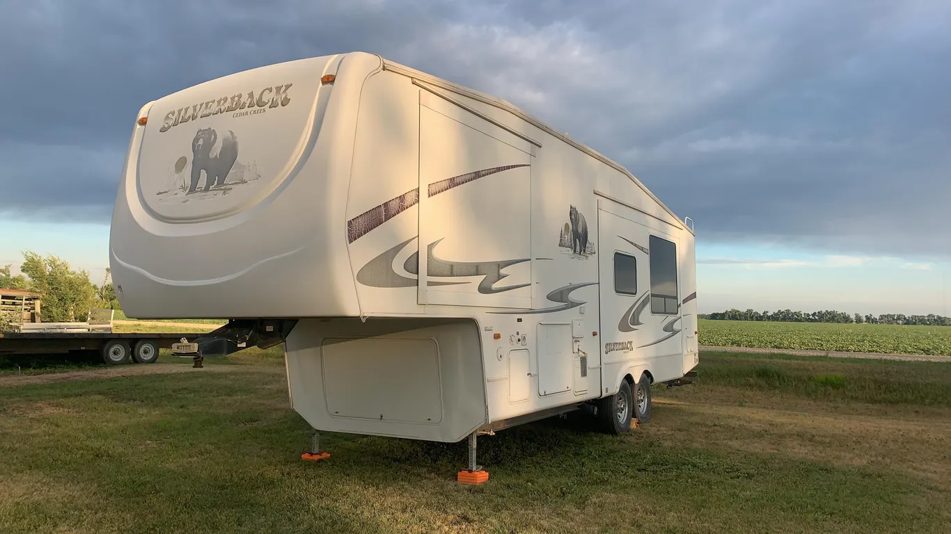 2007 Cedar Creek Travel Trailer