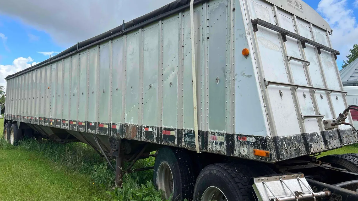 1978 Merritt Hopper Trailer