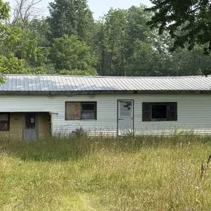 9075 Oakland Rd, Mentz