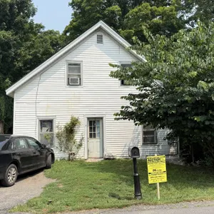 21 Center St, Springport (v)