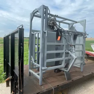 Tidenberg Heavy Duty Lay Down Cattle Chute