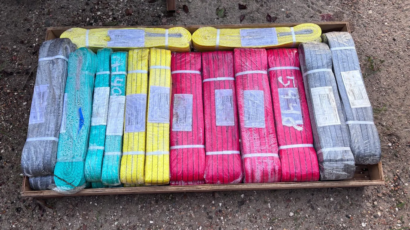 VARIOUS TOWING STRAPS