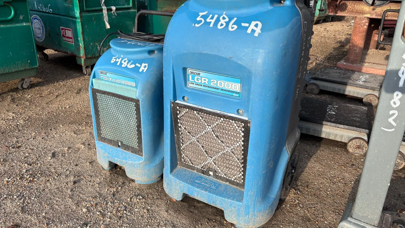 DRI-EAZ DEHUMIDIFIER AND DEHUMIDIFIER CONSOLE