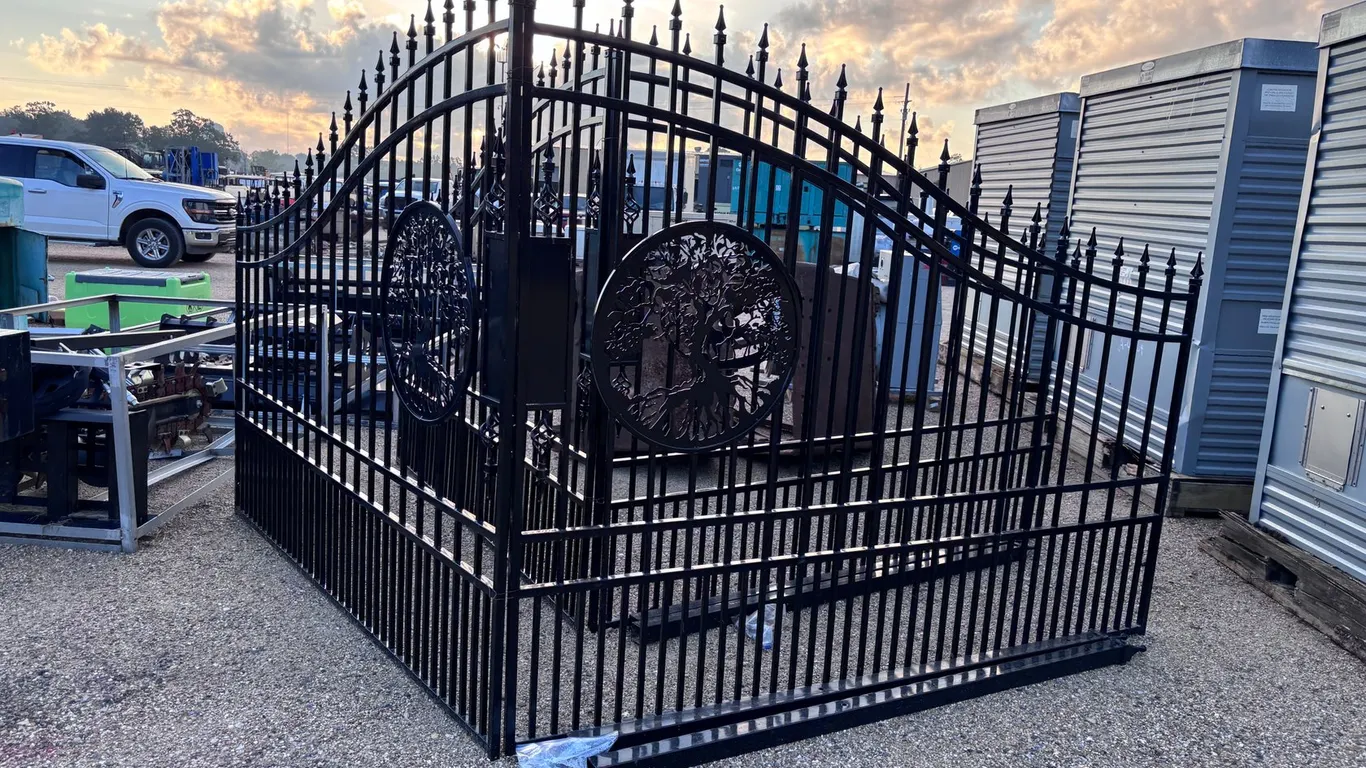 15FT IRON GATE