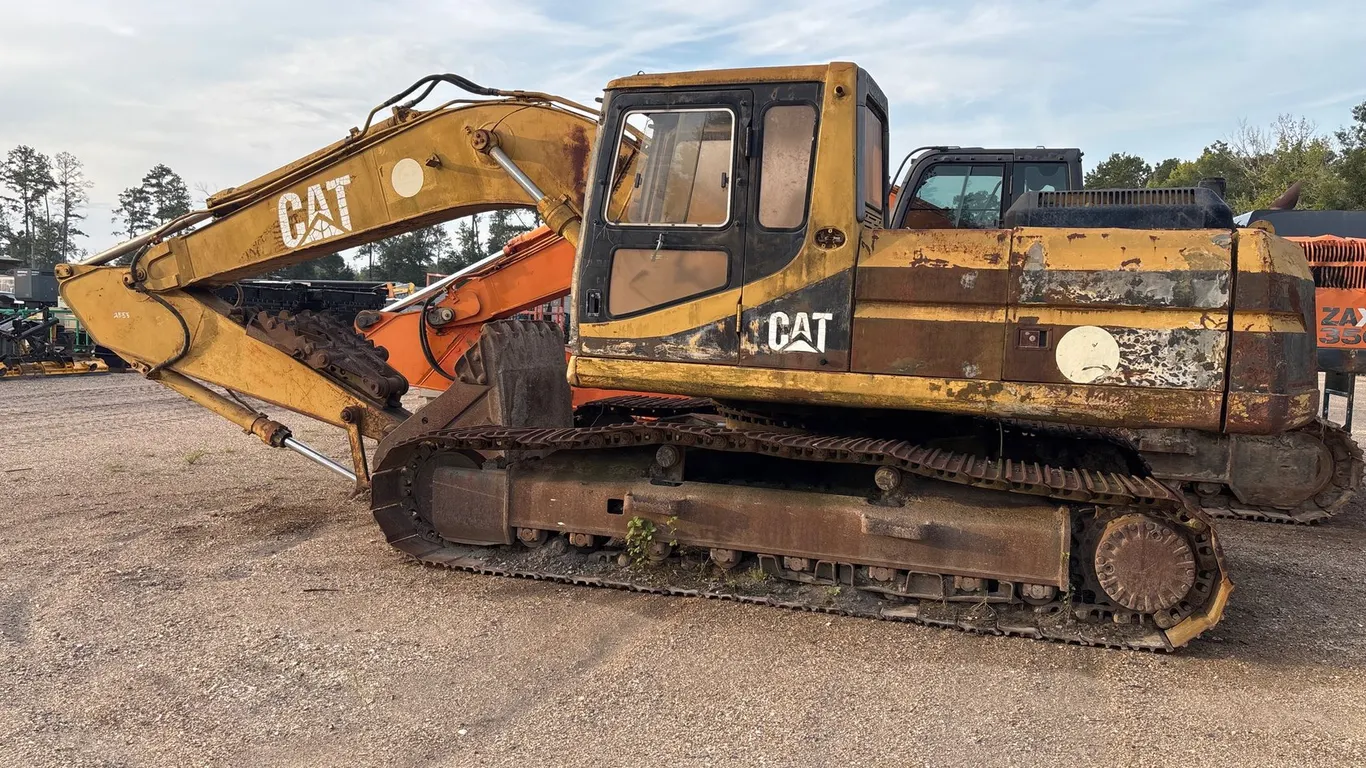 CAT 322A EXCAVATOR | FOR PARTS/REPAIRS