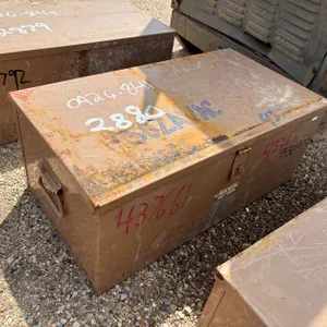 KNAACK TOOL BOX