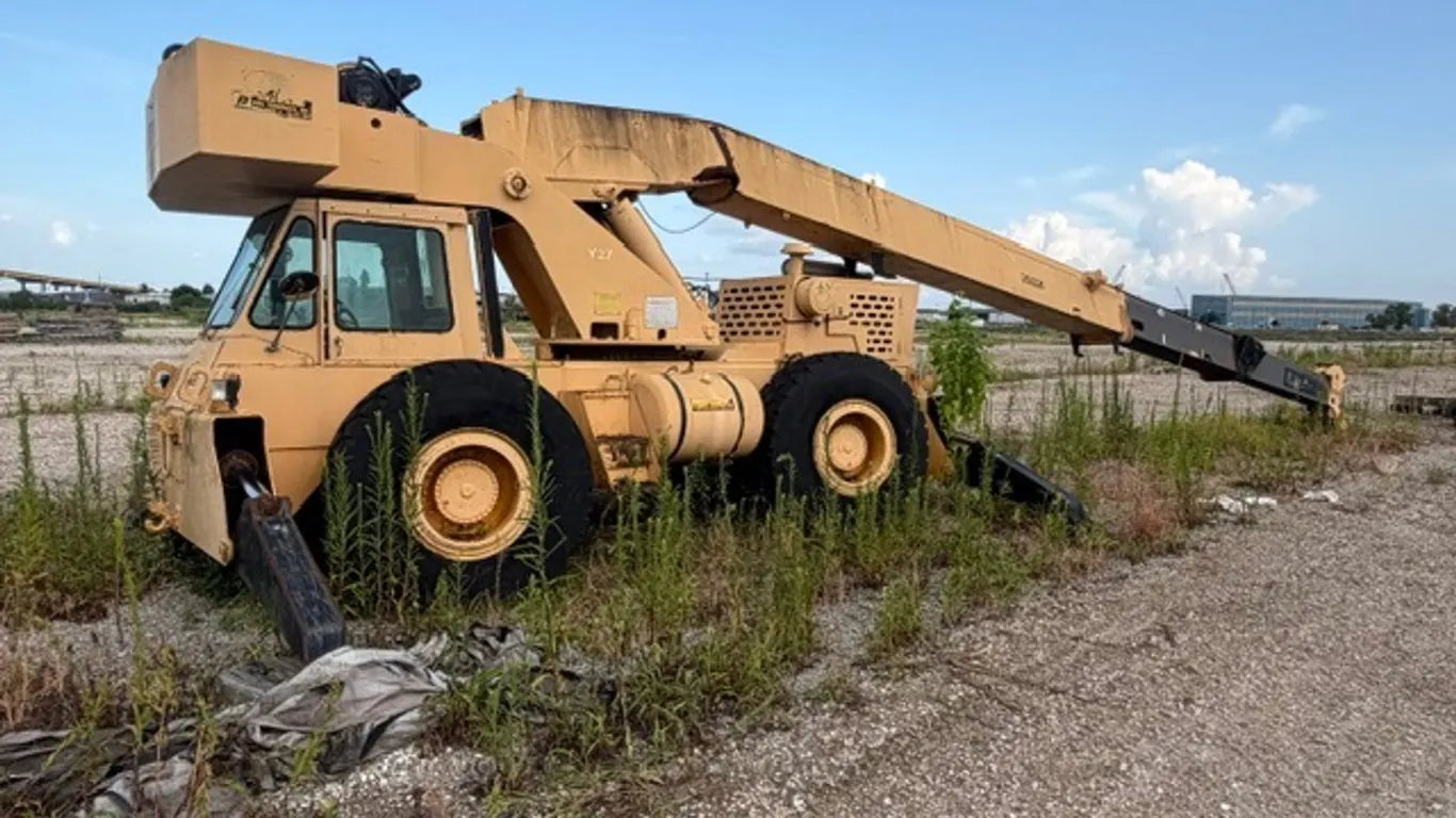 GALION 80 CRANE FOR PARTS/REPAIR