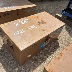 KNAACK TOOL BOX
