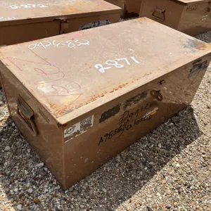 KNAACK TOOL BOX