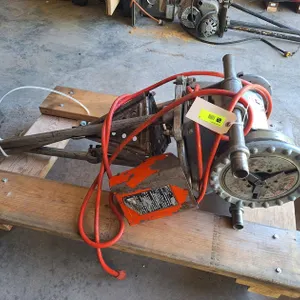 Ridgid 300 Pipe Threader with Tripod Stand