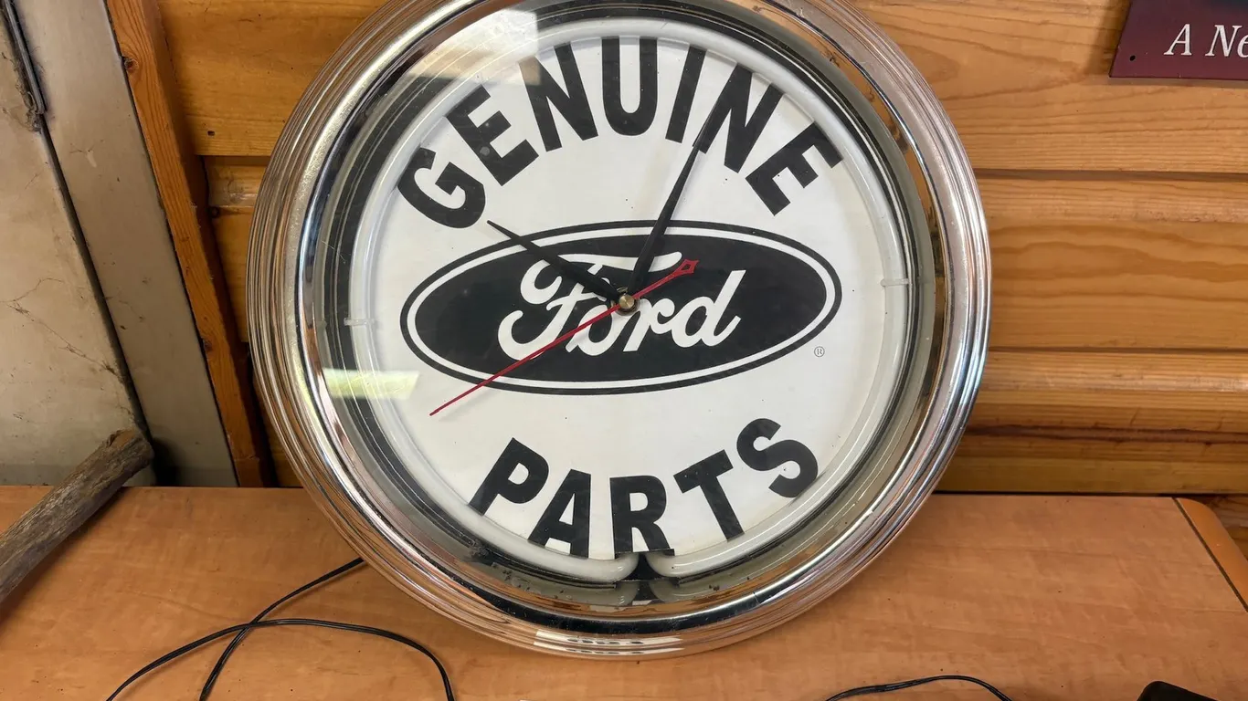 GENUINE FORD PARTS CLOCK