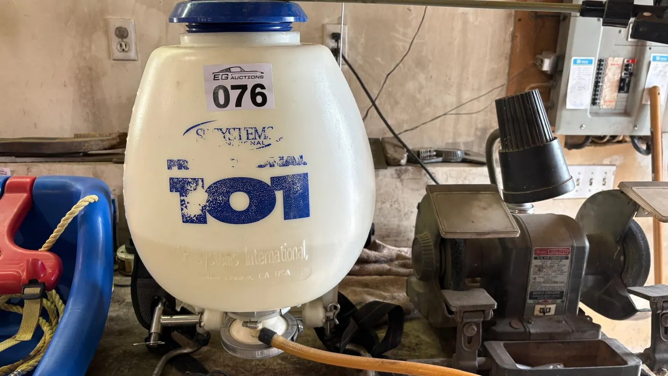 SYSTEMS INTERNATIONAL BACKPACK SPRAYER