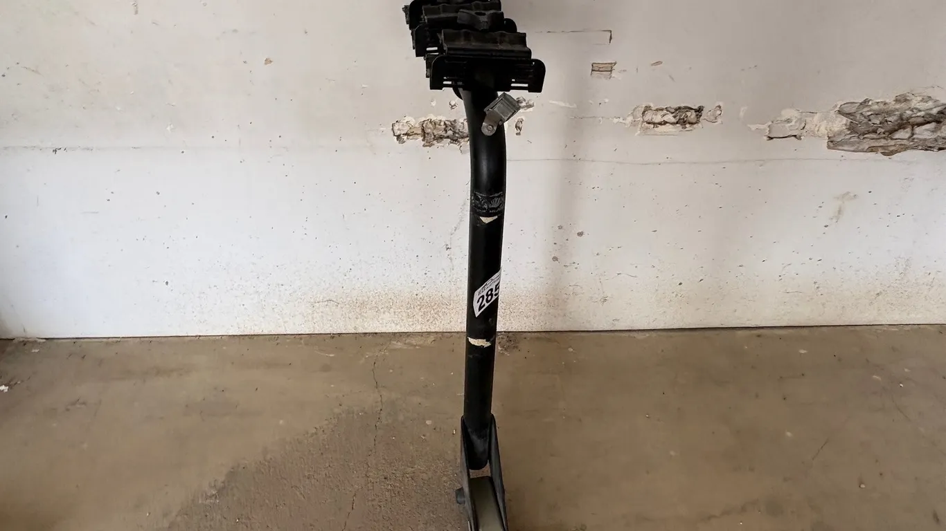 HITCH-MOUNT BIKE RACK